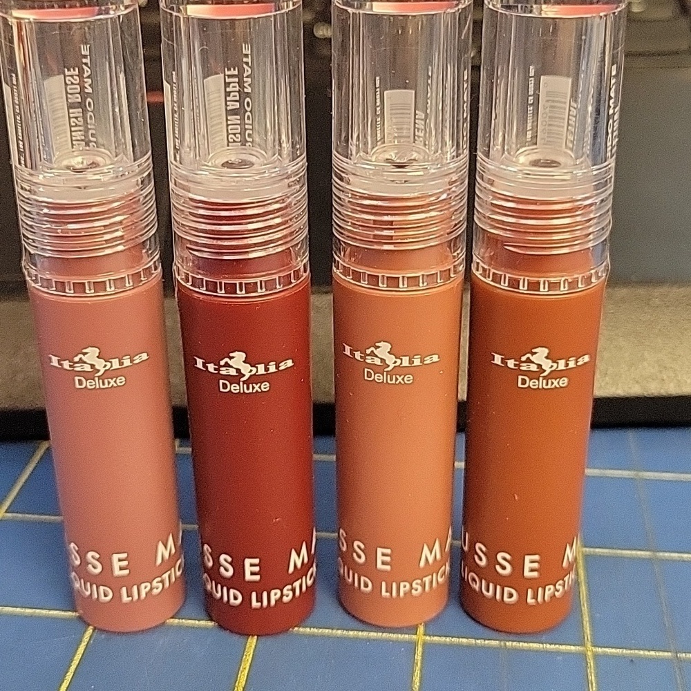 Italia Deluxe Mousse Matte Liquid Lipsticks Set of 4